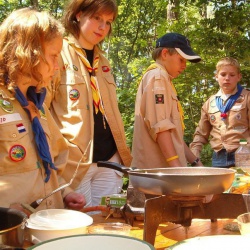 2005-06-scoutsopkomst